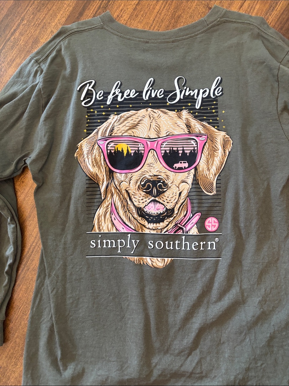 Simply Southern Olive green Dog Graphic Tee with Pink Sunglasses girls large